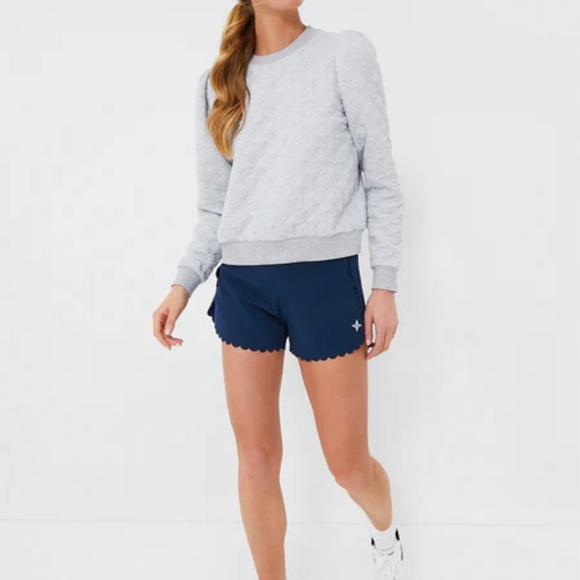 TUCKERNUCK TNUCK SPORT
Gray Puff Sleeve Campbell Pullover, gray - Picture 5 of 6